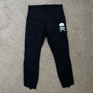 Lululemon Scallop Wunder Under High Rise Crop 24’